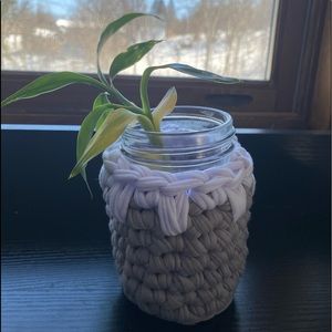 I have 5 available storage bins!